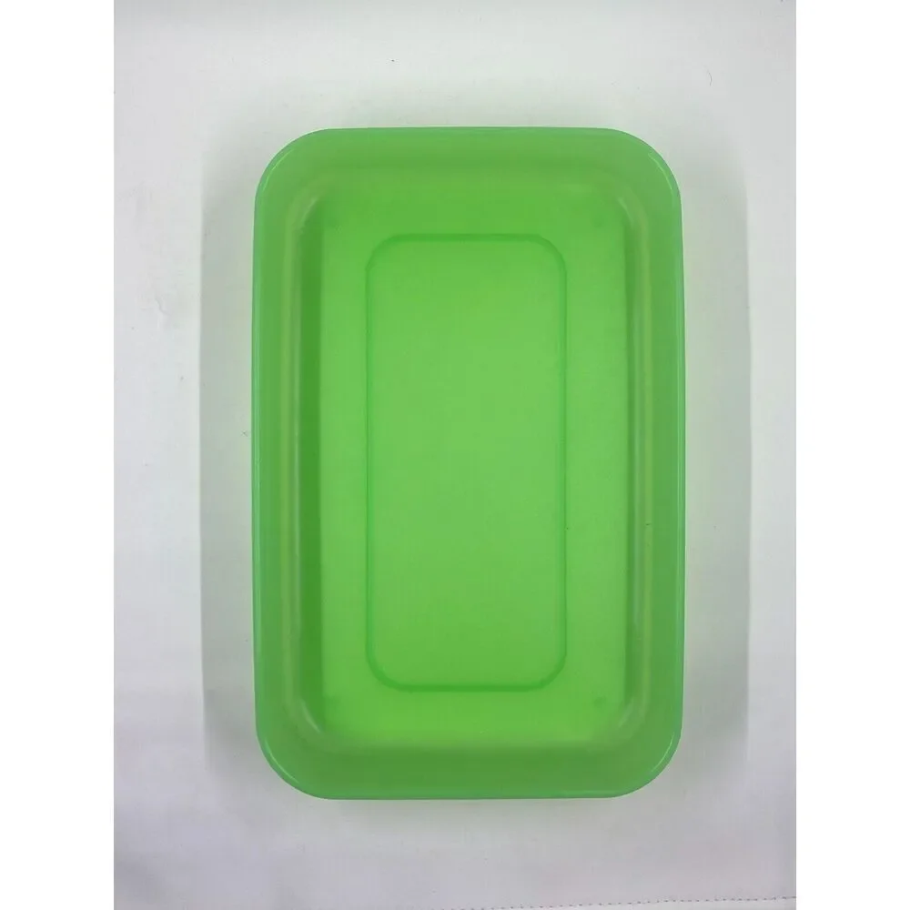 Tupperware Quadro Storage Containers (Set of 2) 6049, 6050 Green
